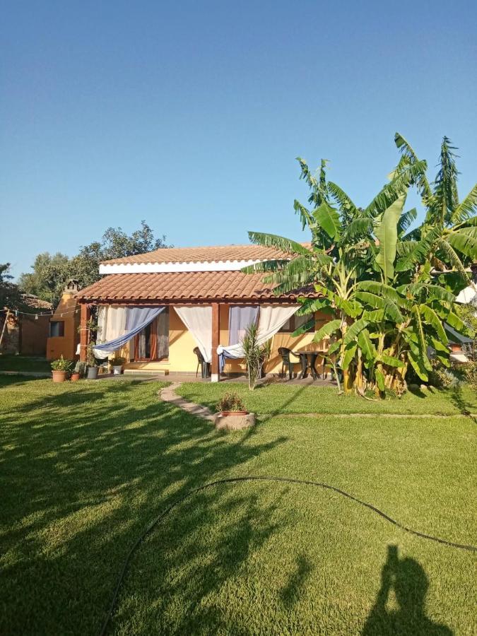 Is Cuccus Bed & Breakfast Masainas Exterior foto