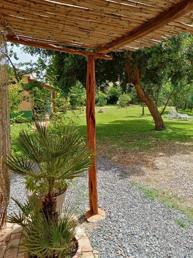 Is Cuccus Bed & Breakfast Masainas Exterior foto