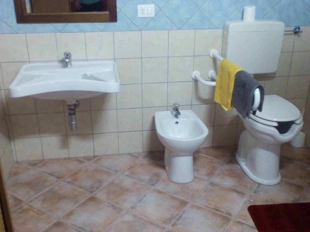 Is Cuccus Bed & Breakfast Masainas Exterior foto
